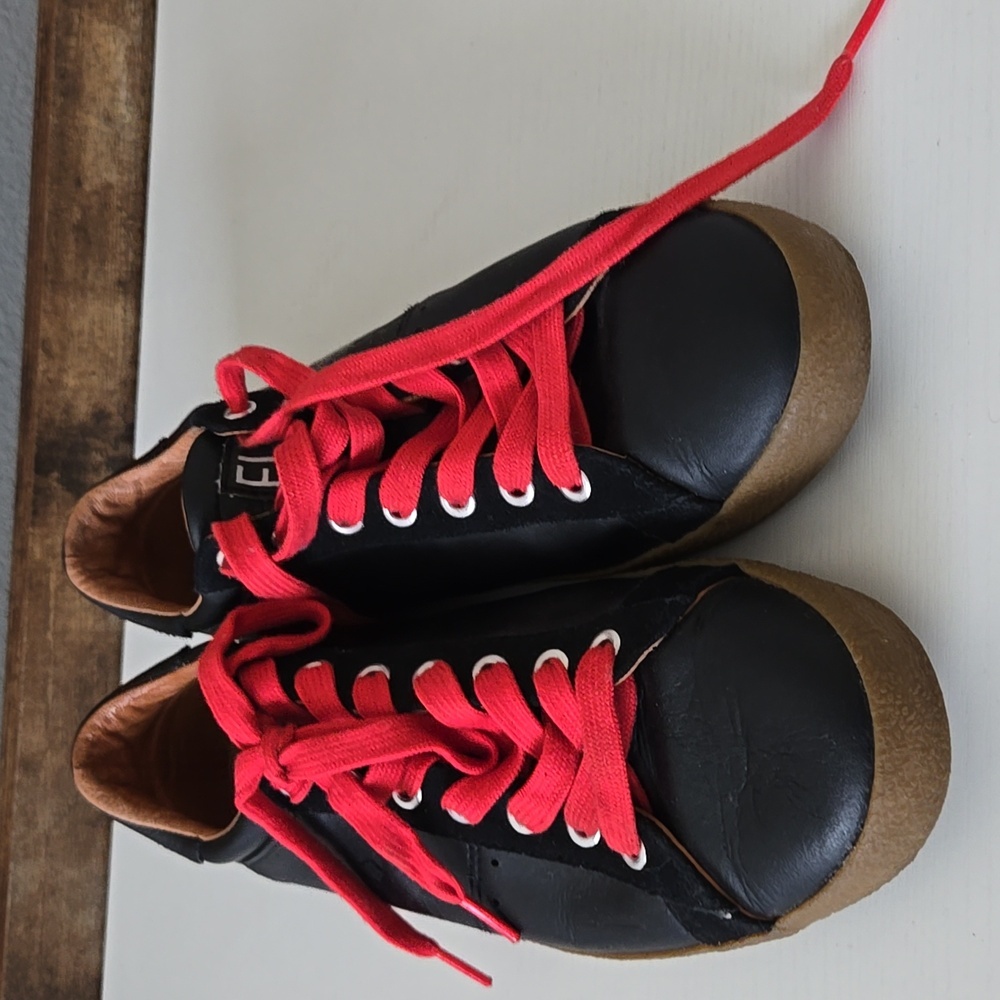 Fly London Berg823fly Black Sneakers with Red Laces Size 40 - Picture 2 of 12